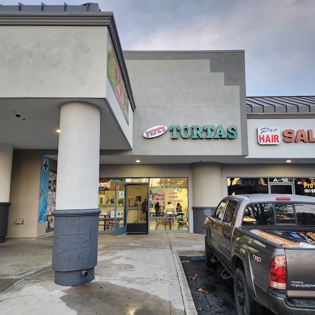 Pepe's Tortas
